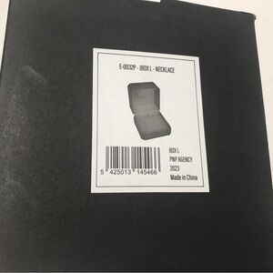 Messika Paris Jewelry E-0032P Necklace Bracelet Large Jewelry Box L With Light